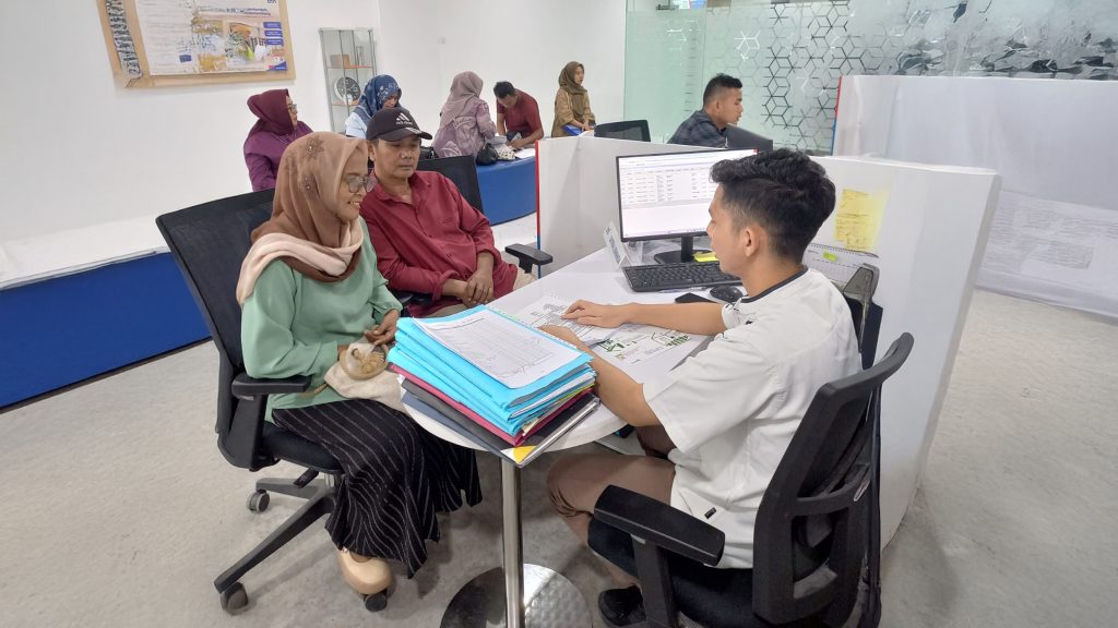Perbedaan KPR dan Cash